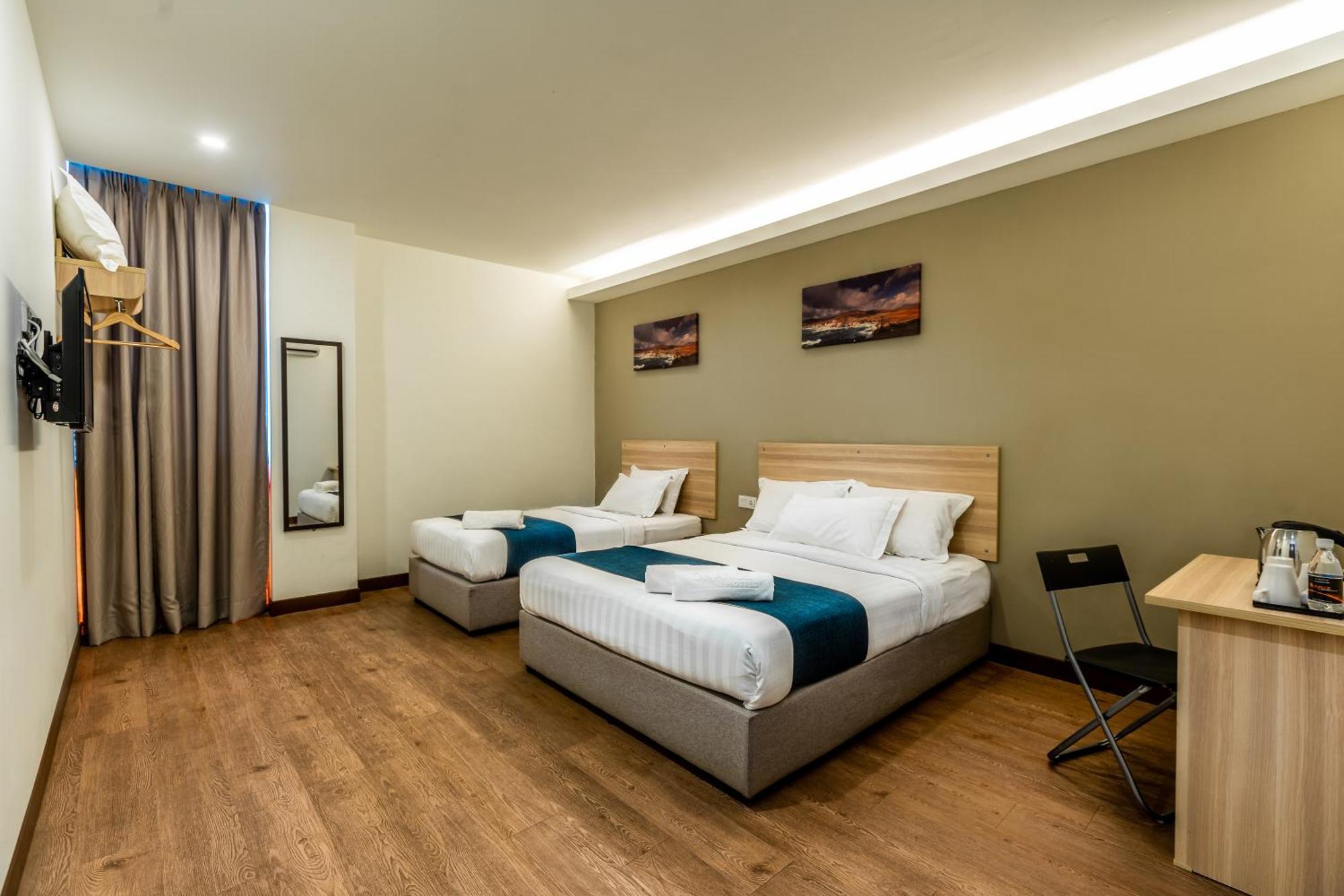 1 Orange Hotel Klia & Klia2 Sepang Exterior photo